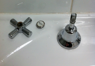Removing the handle from the tap