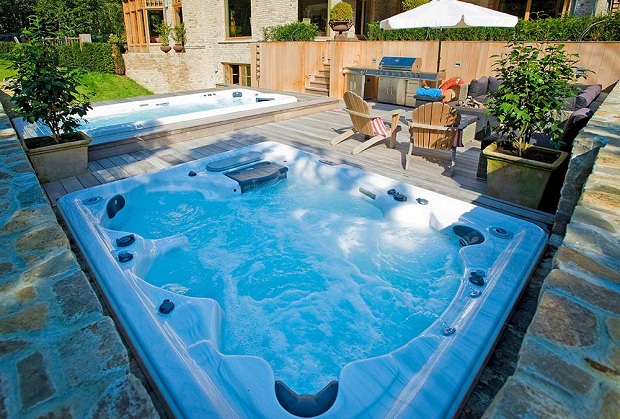 5 Reasons to Install a Backyard Spa