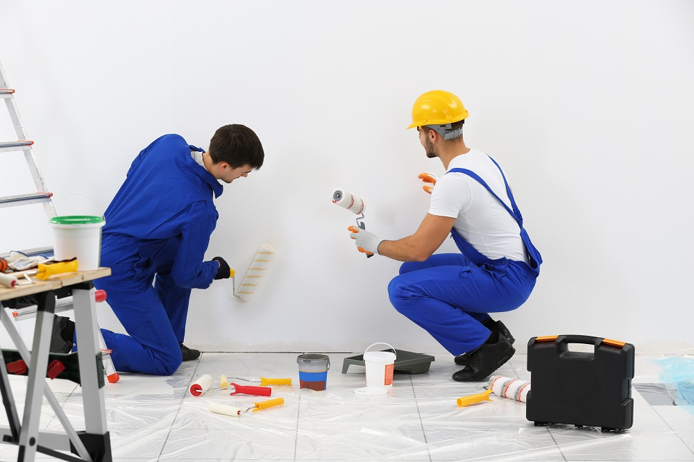 Choose the Right Interior Painters for Making Your Indoors Look Beautiful