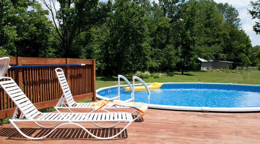 7 Key Benefits of Building a Pool in Your Backyard