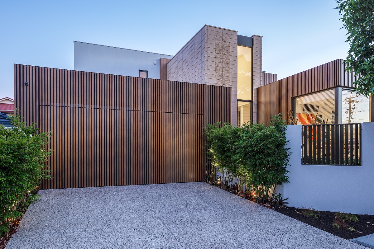 Daniel Lomma’s Energy-Efficient Contemporary WA Home Showcases DECO’s Timber-Look Aluminium Battens