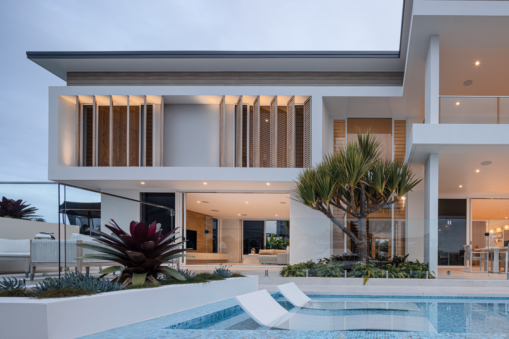 DecoWood® products create showstopping QLD home façade