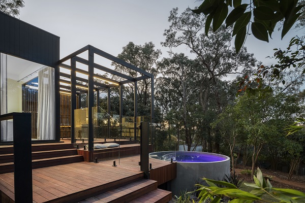 A 1970s home is reimagined with a nod to Japanese architecture A 1970s home is reimagined with a nod to Japanese architecture