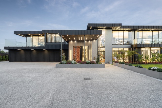LP1815_60_KingstonDr_314-Medium